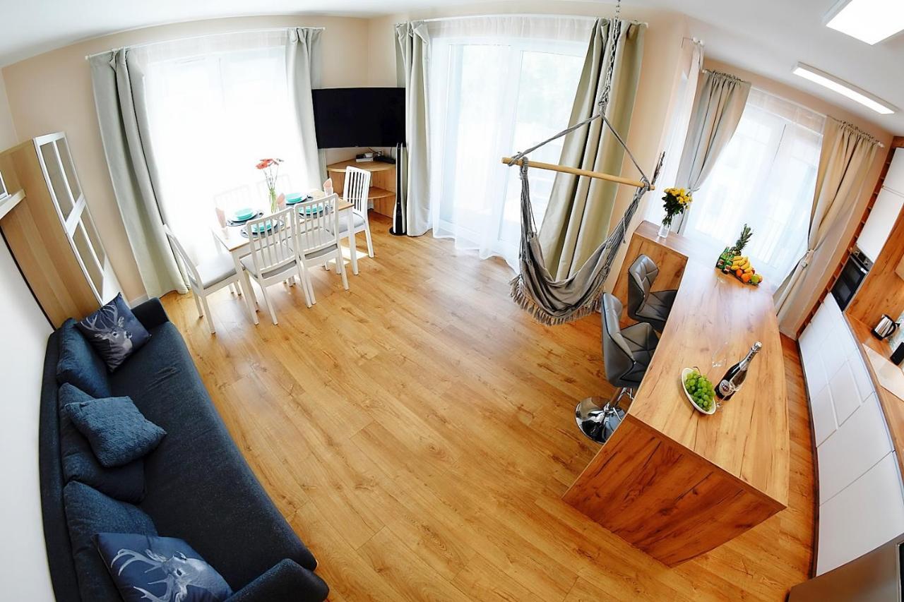 Apartament Premium Mikiniki Kolobrzeg Apartamento Exterior foto