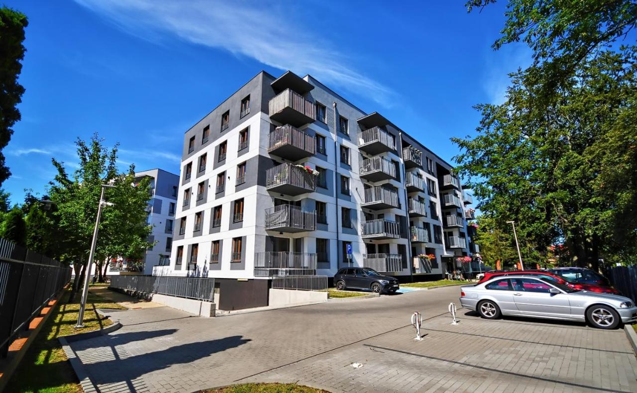 Apartament Premium Mikiniki Kolobrzeg Apartamento Exterior foto