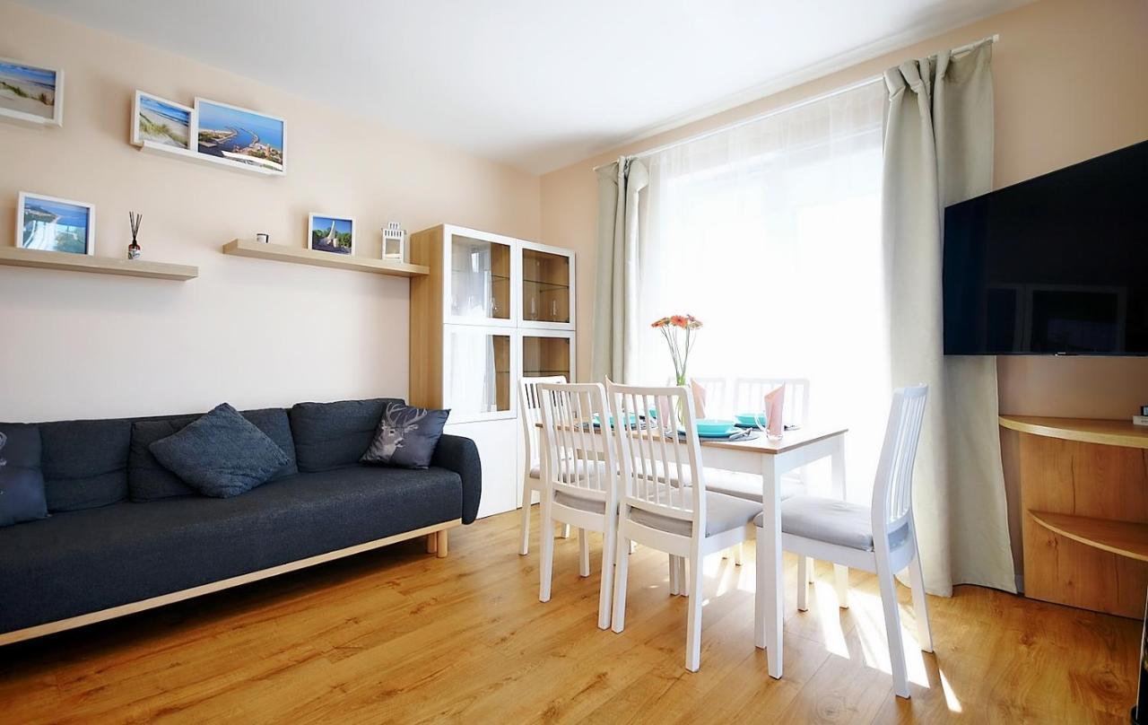 Apartament Premium Mikiniki Kolobrzeg Apartamento Exterior foto